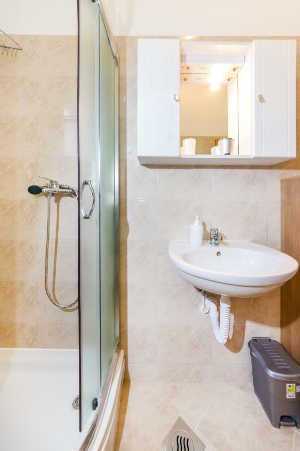 Apartment Culina Pridraga Luaran gambar