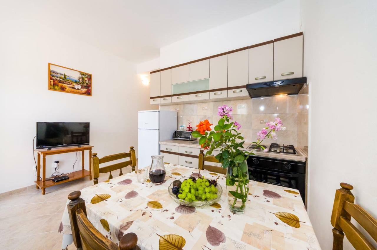 Apartment Culina Pridraga Luaran gambar